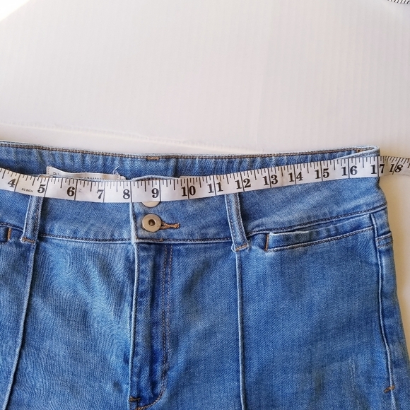 Anthropologie | High Waist Denim Shorts 32 - Picture 3 of 8